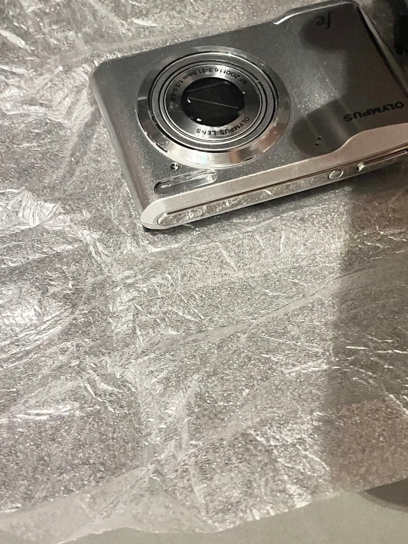 OLYMPUS FE コンパクトデジタルカメラ シルバー