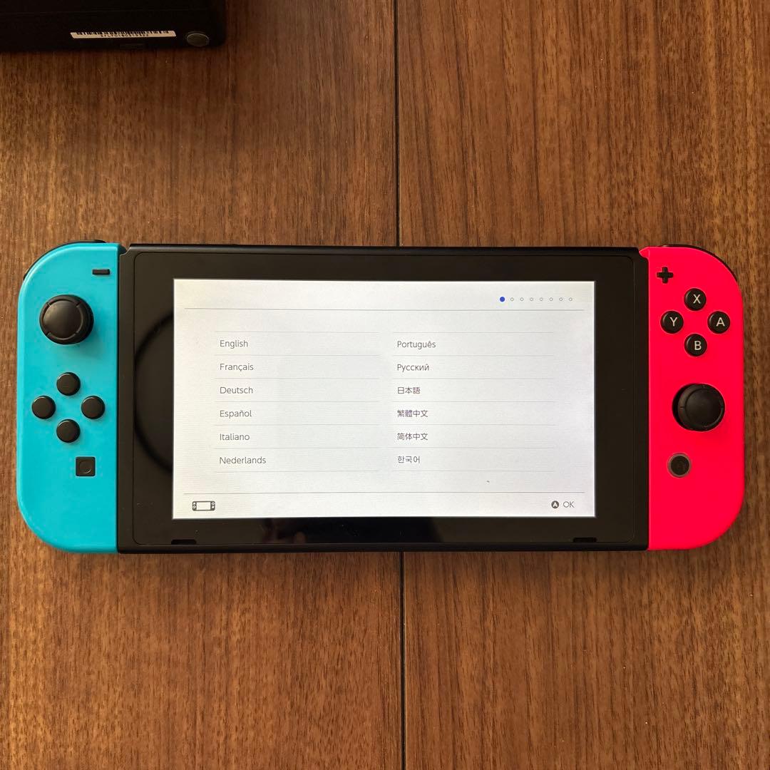 Nintendo Switch 本体 青/赤 ジョイコン、マイクロSD付き