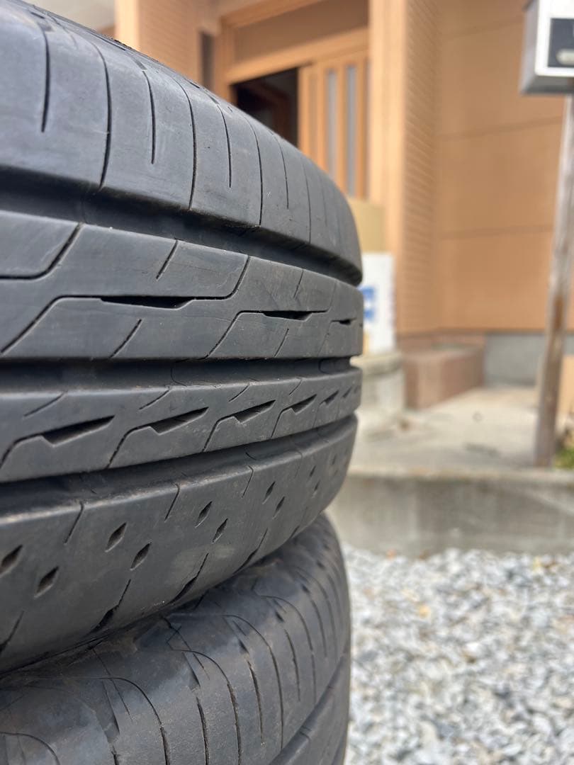 ブリヂストン　レグノ　GR-X3 TYPE rv 215/65r16 25年製
