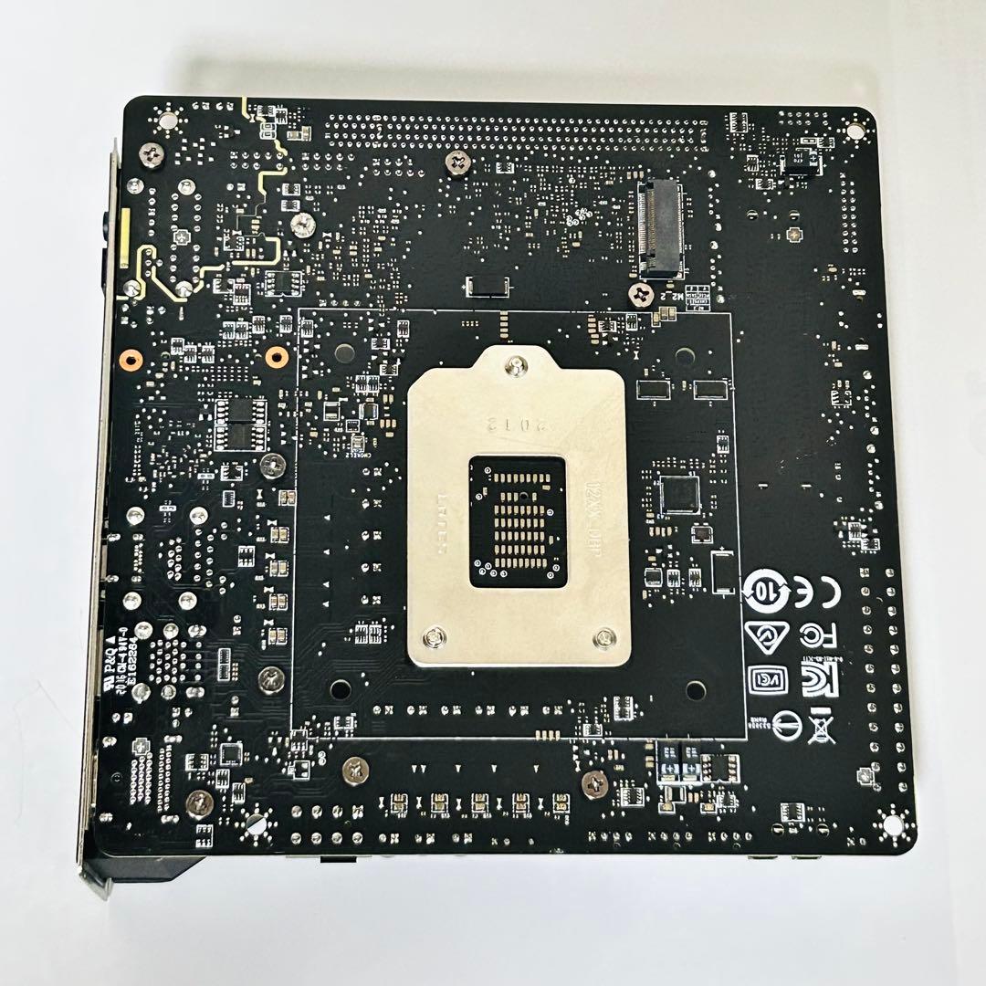MSi LGA1200 ハイエンドマザーボード MEG Z490i UNIFY