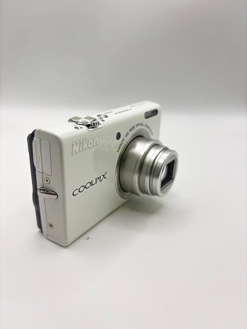 Nikon ニコン COOLPIX S6200 クールピクス ホワイト