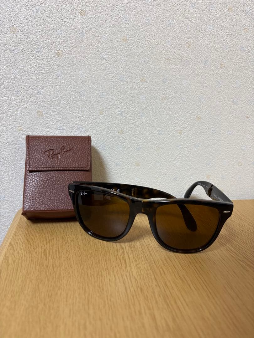 つ*き様 Ray-Ban WAYFARER FOLDING RB4105