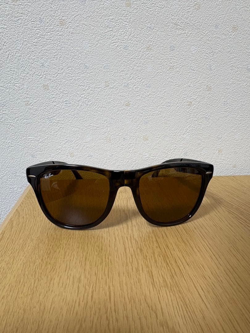 つ*き様 Ray-Ban WAYFARER FOLDING RB4105