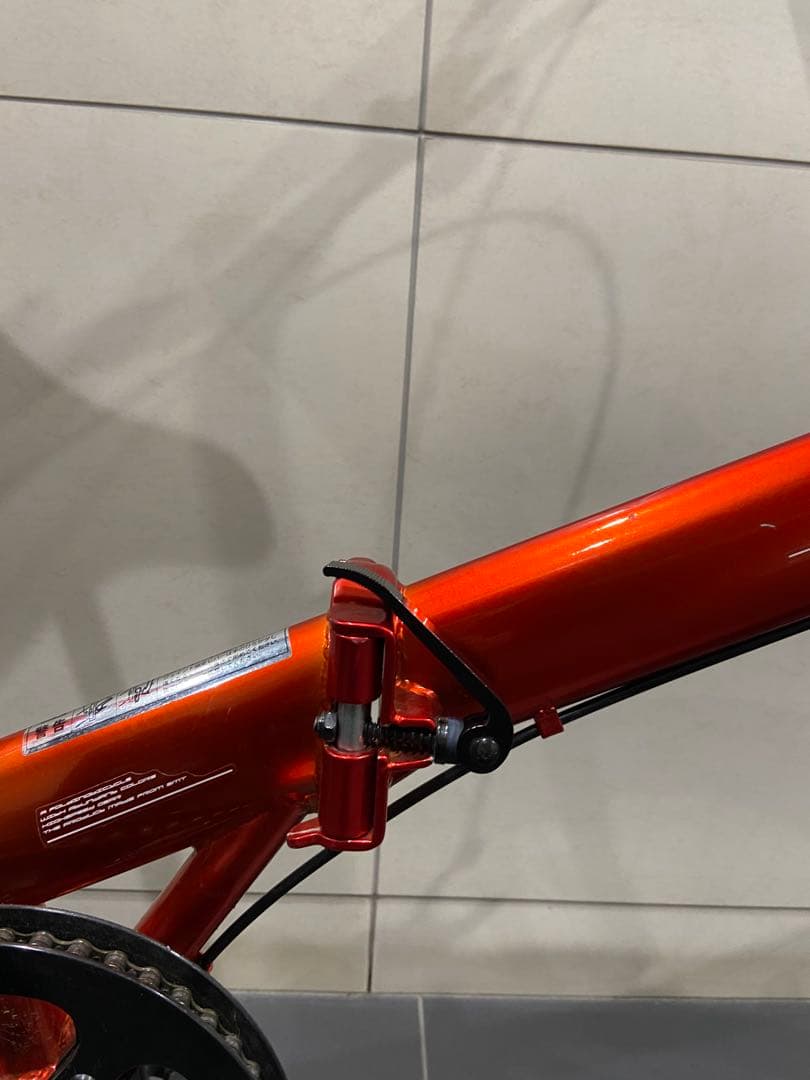 ミニベロ　小径車　折りたたみ自転車　20インチ