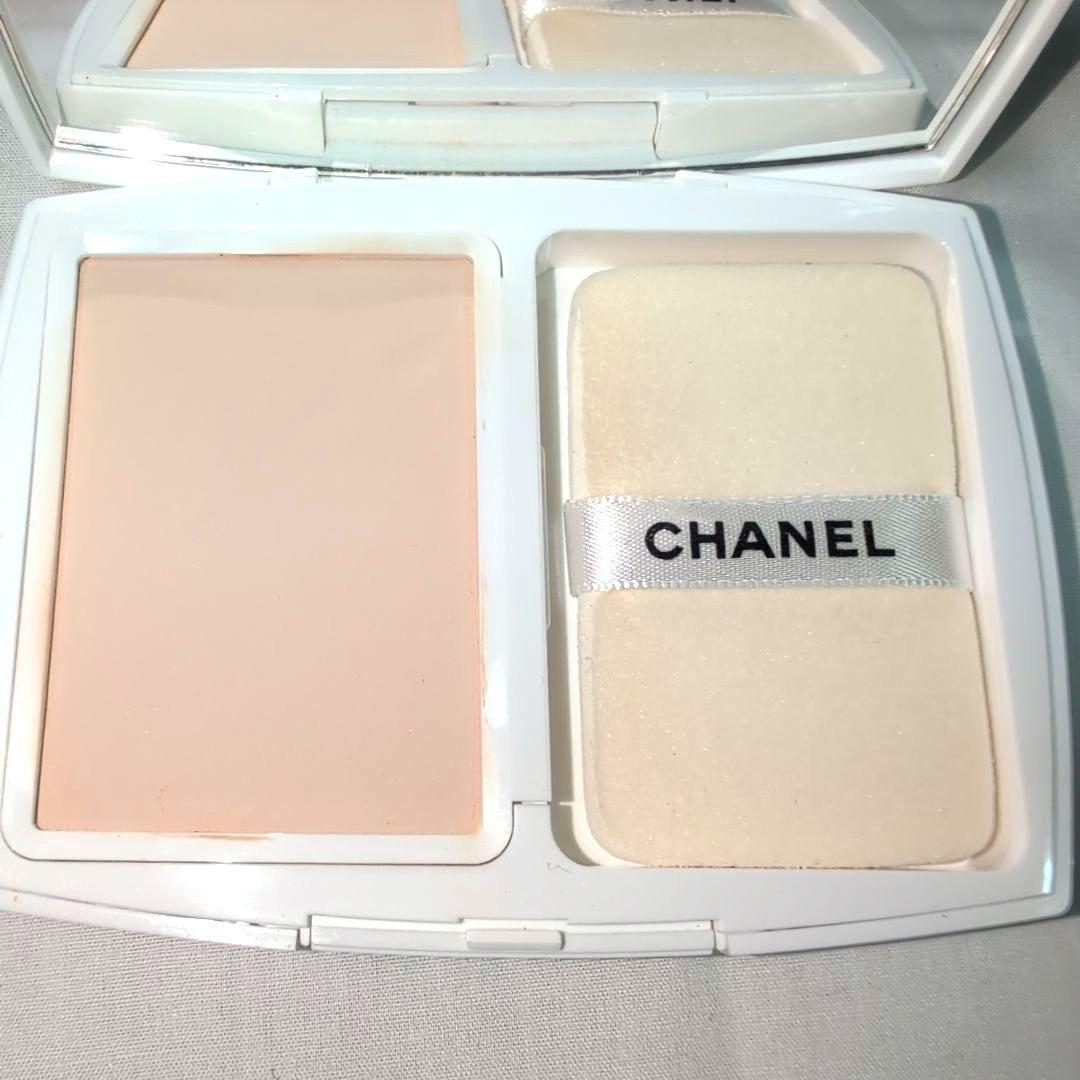 ♥CHANEL LE BLANC ♥パウダーファンデーション♥ BD01