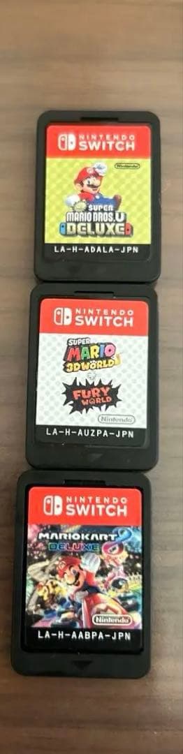 Switch 本体 ネオンカラー ＋ マリオ人気ソフト3本 ＋ ケース セット