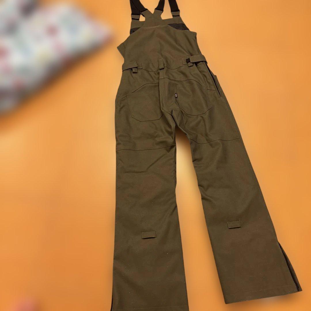 ジュニアバートンBURTON スノーボードウェア XL 花柄　おまけビブパンツ