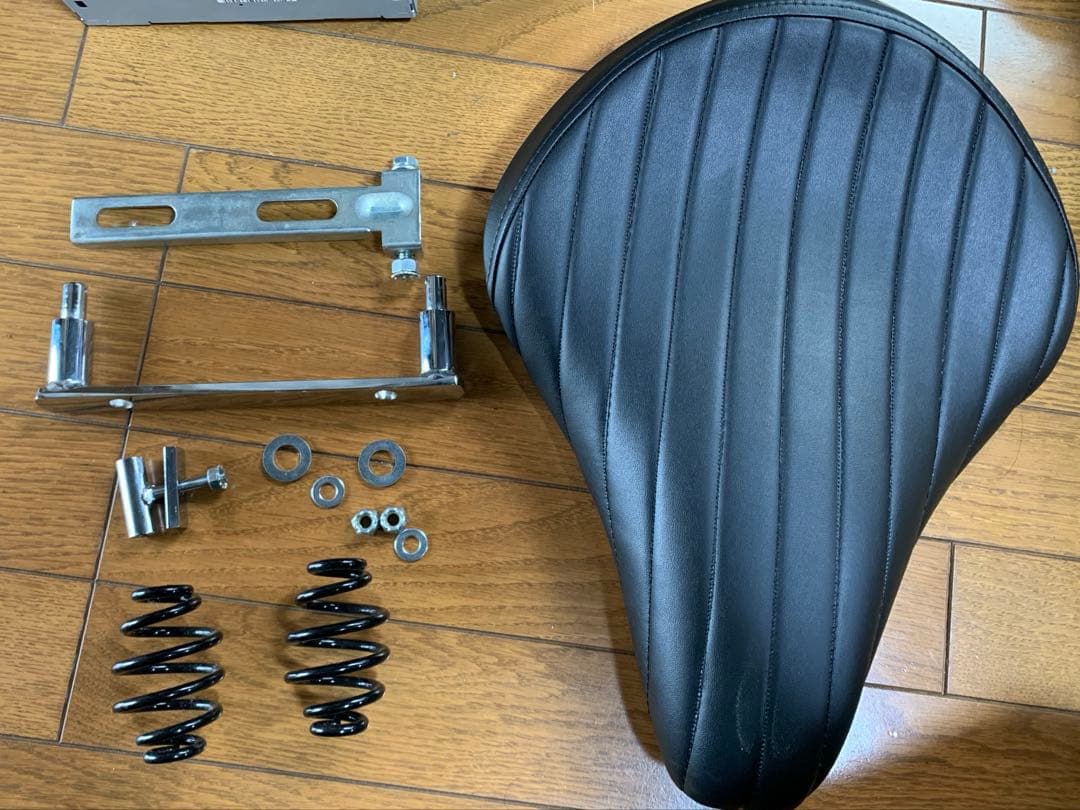 未使用 ビルトウェル Biltwell ソロシート 周辺部品 おまけ　ハーレー