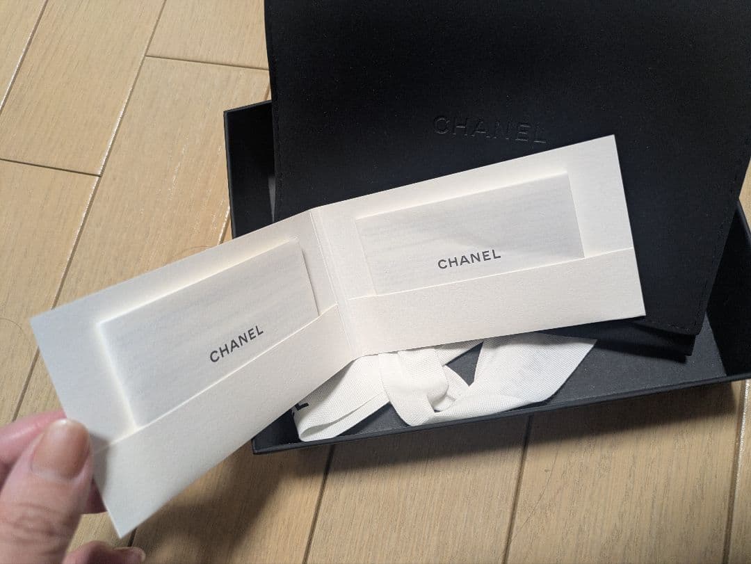D！！　　　　【CHANEL】三つ折り財布 キルティングレザー