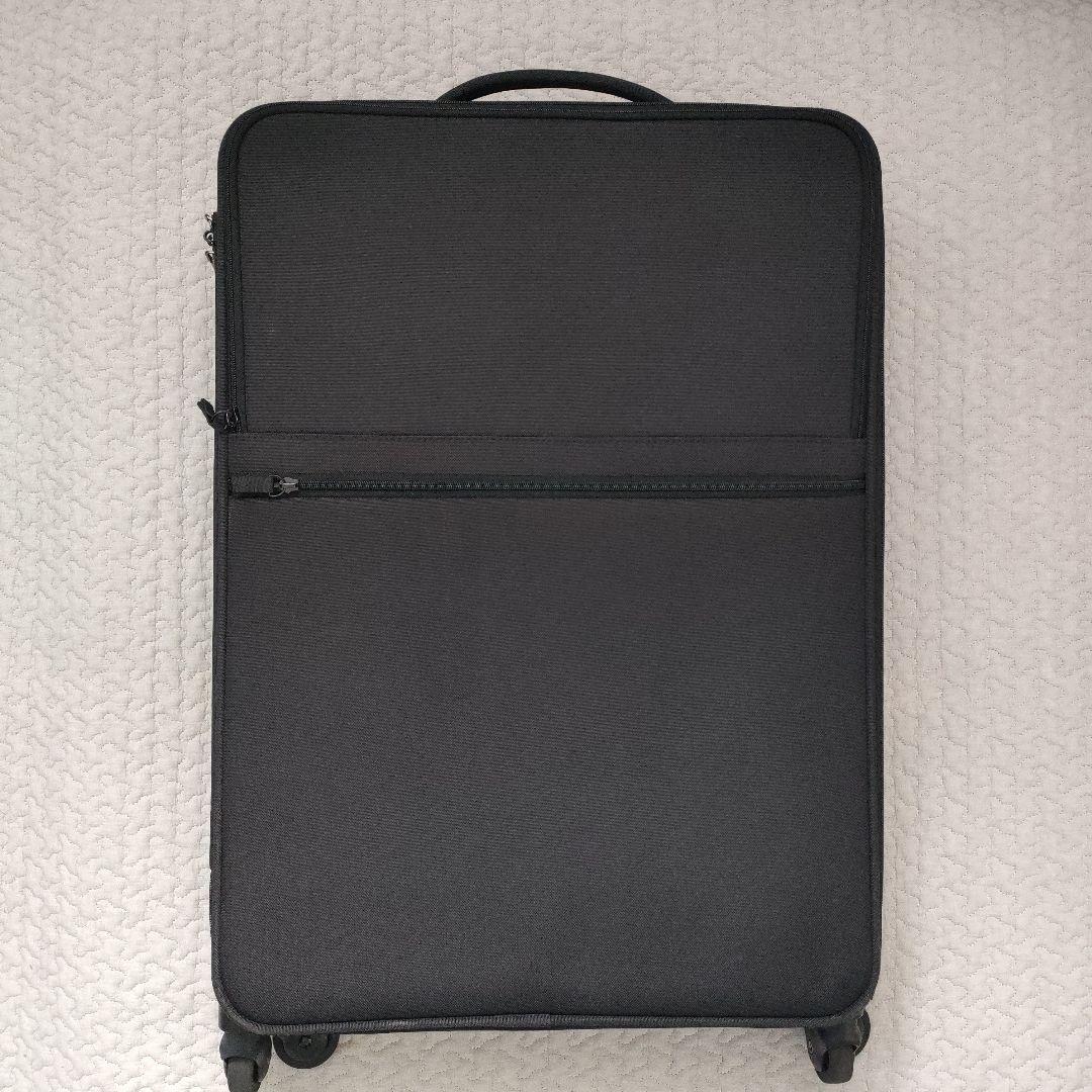 無印良品　半分の厚みで収納できるソフトキャリーケース　スーツケース　63Ｌ　黒