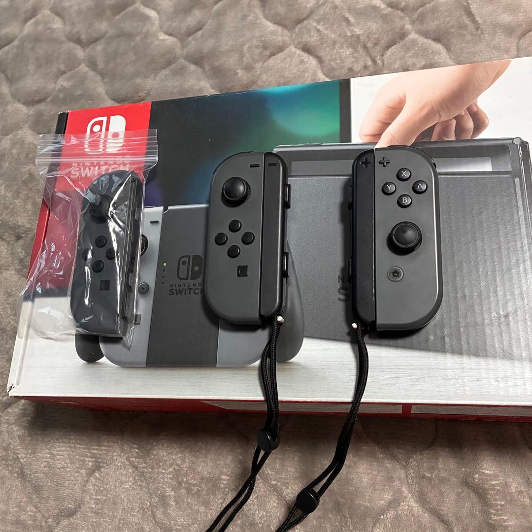 【週末価格】Switch本体＋ジョイコン4つ＋マリオカート8デラックス