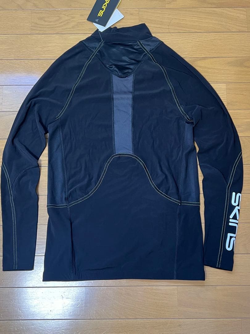 SKINS ハイネック長袖 スポーツウェア SERIES-3 トップス Ｌ