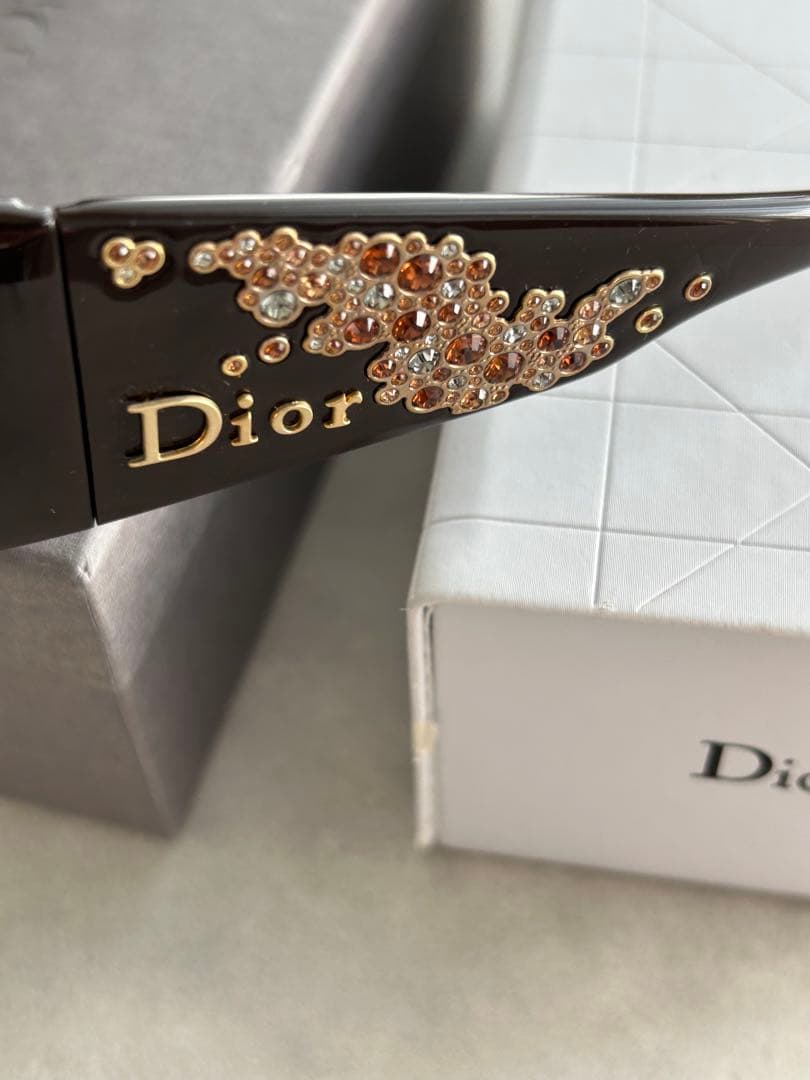 Christian Dior ディオール　ラインストーン　ブラウン　サングラス