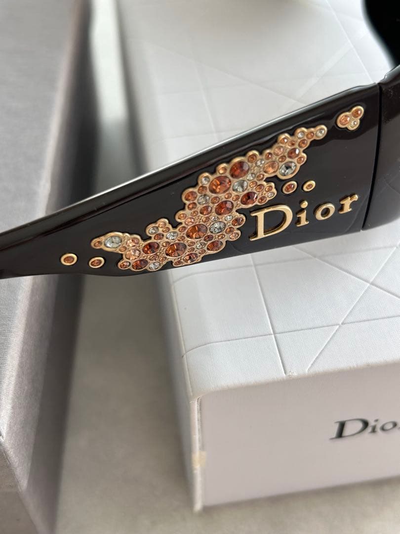Christian Dior ディオール　ラインストーン　ブラウン　サングラス