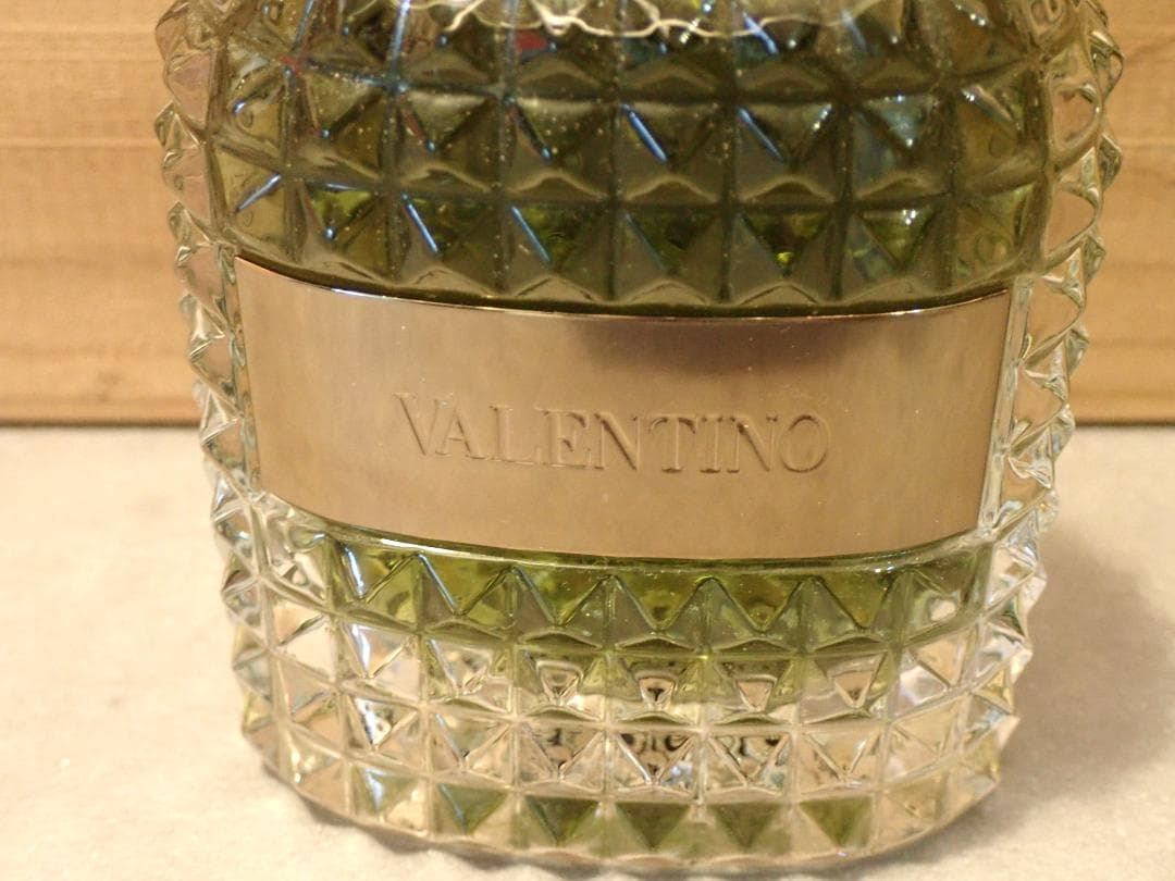 ヴァレンチィノ VALENTINO ウォモ 100ｍl メンズ オードトワレ香水