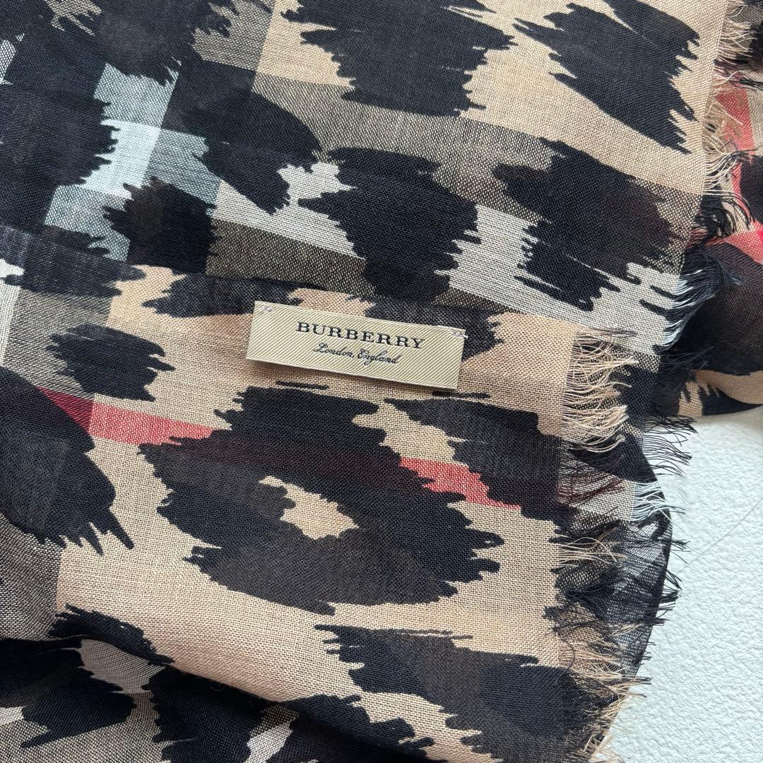 BURBERRY バーバリーシルクウール大判ストール　チェック×レオパード柄