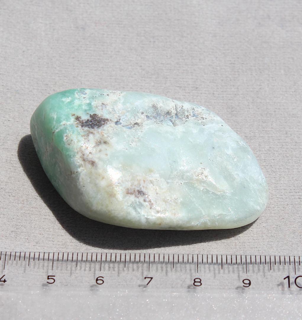 ［ロウカン質含む］糸魚川翡翠 原石 50.8g