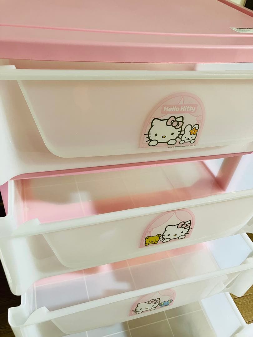 サンリオ ハローキティ 衣装ケース チェスト 4段 ピンク　アイリスオーヤマ