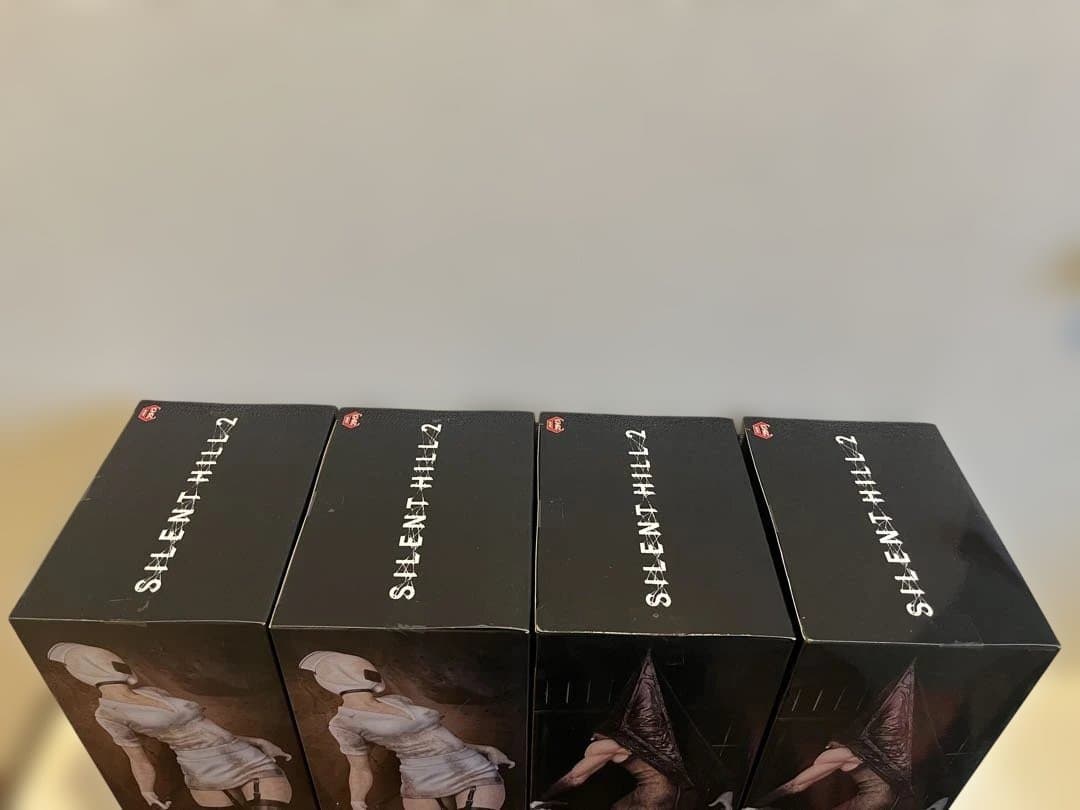 SILENTHILL 2 バブルヘッドナース　レッドピラミッドシング　フィギュア
