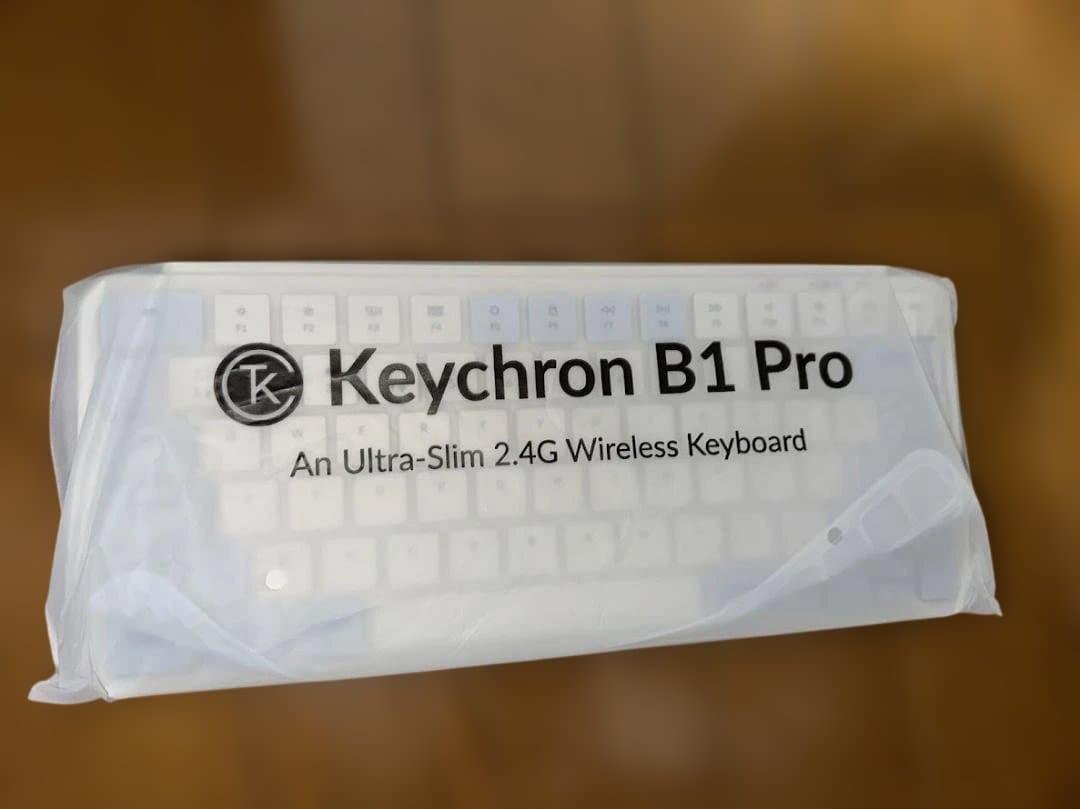 Keychron B1 Pro レトロブルー カバー付き