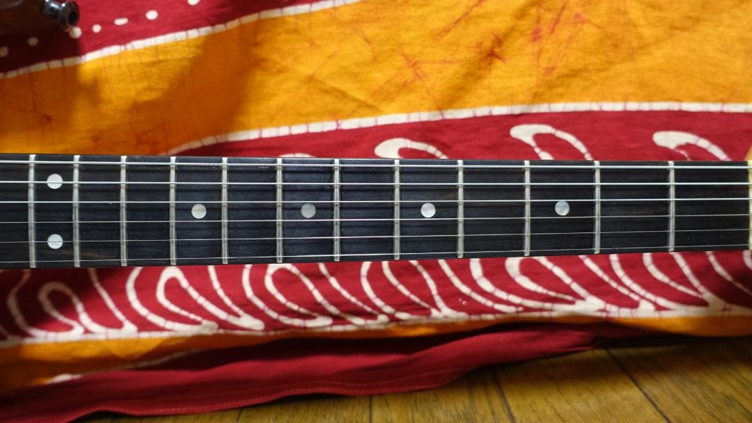 Schecter Stratocaster 3S EMG 無垢キルトメイプル