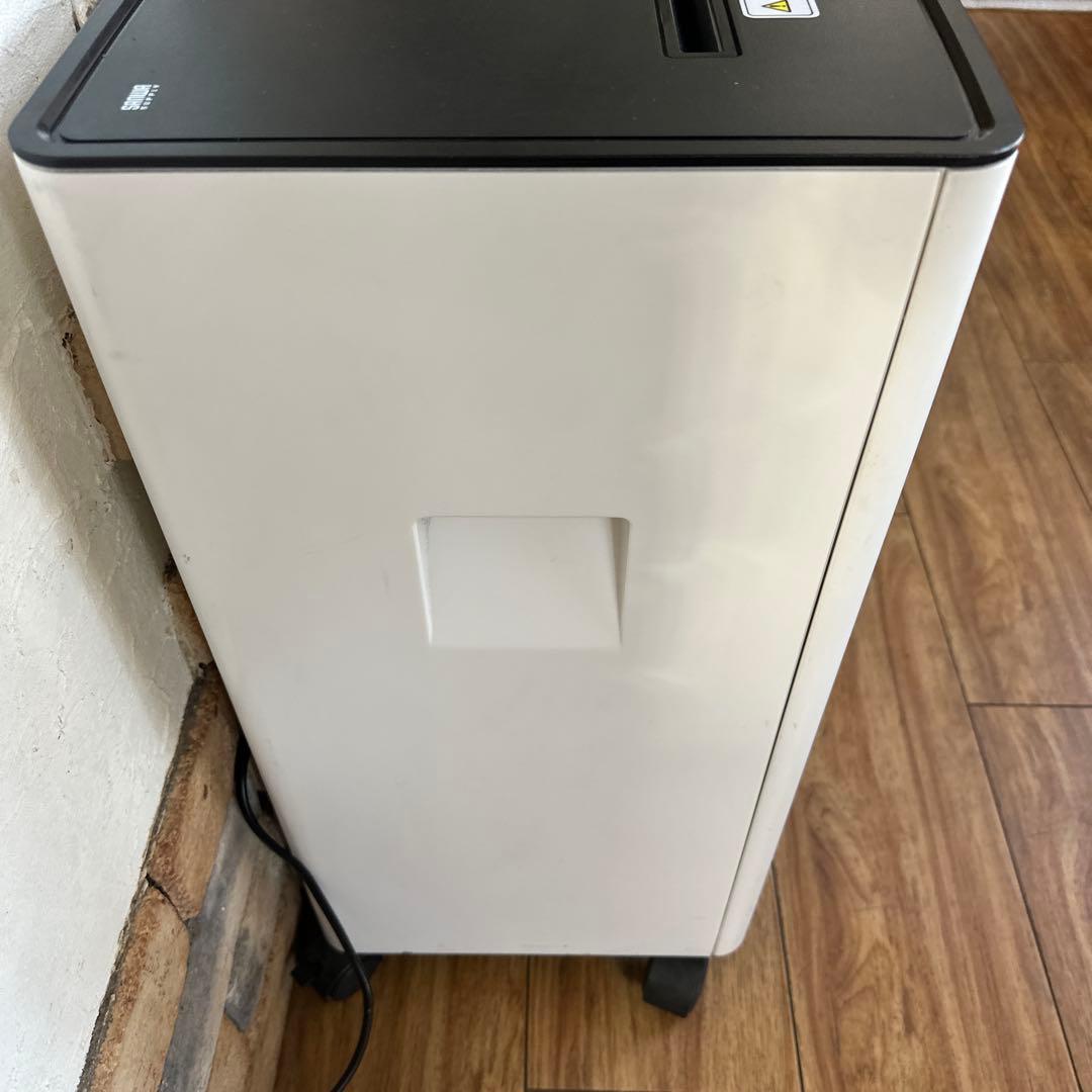 サンワダイレクト 業務用 電動シュレッダー 30L 400-PSD034