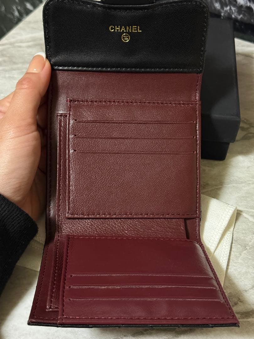 CHANEL シャネル クラシック スモール フラップ ウォレット 三つ折財布