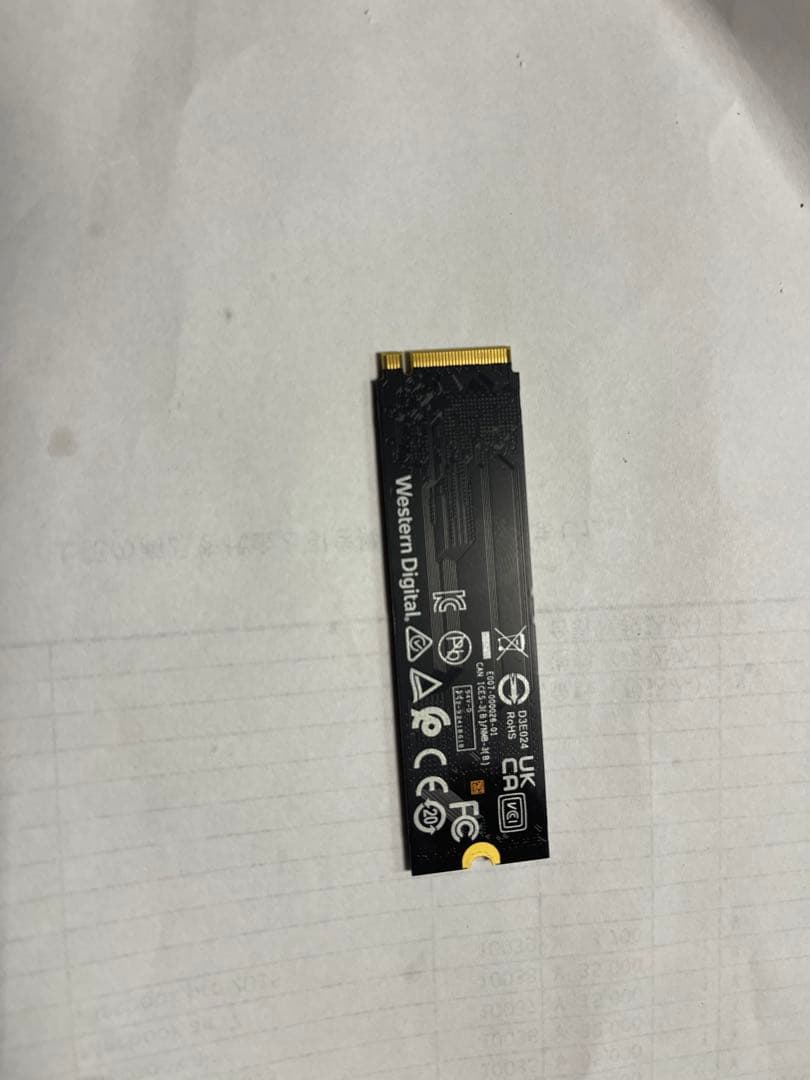 Western Digital M.2 SSD 健康状態98%