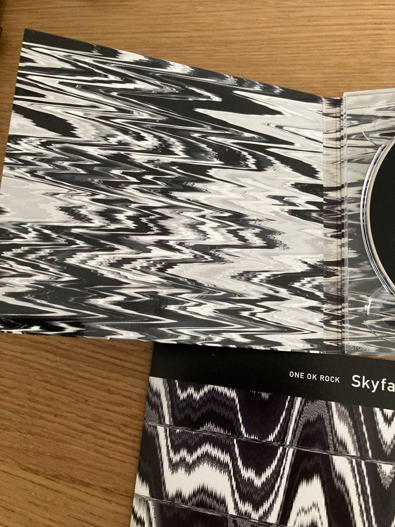 Skyfall ONE OK ROCK CD ワンオクロック