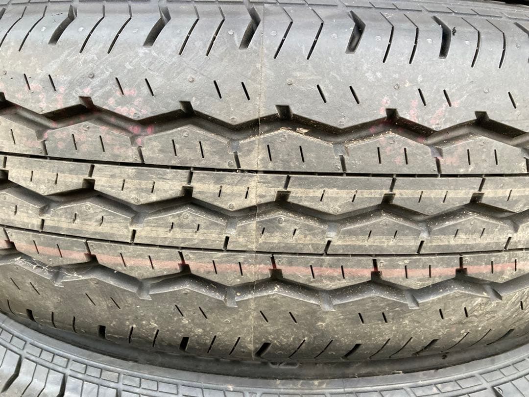 新車剥がし BS 195/80R15 25年製 夏タイヤ 【南-184 ②】