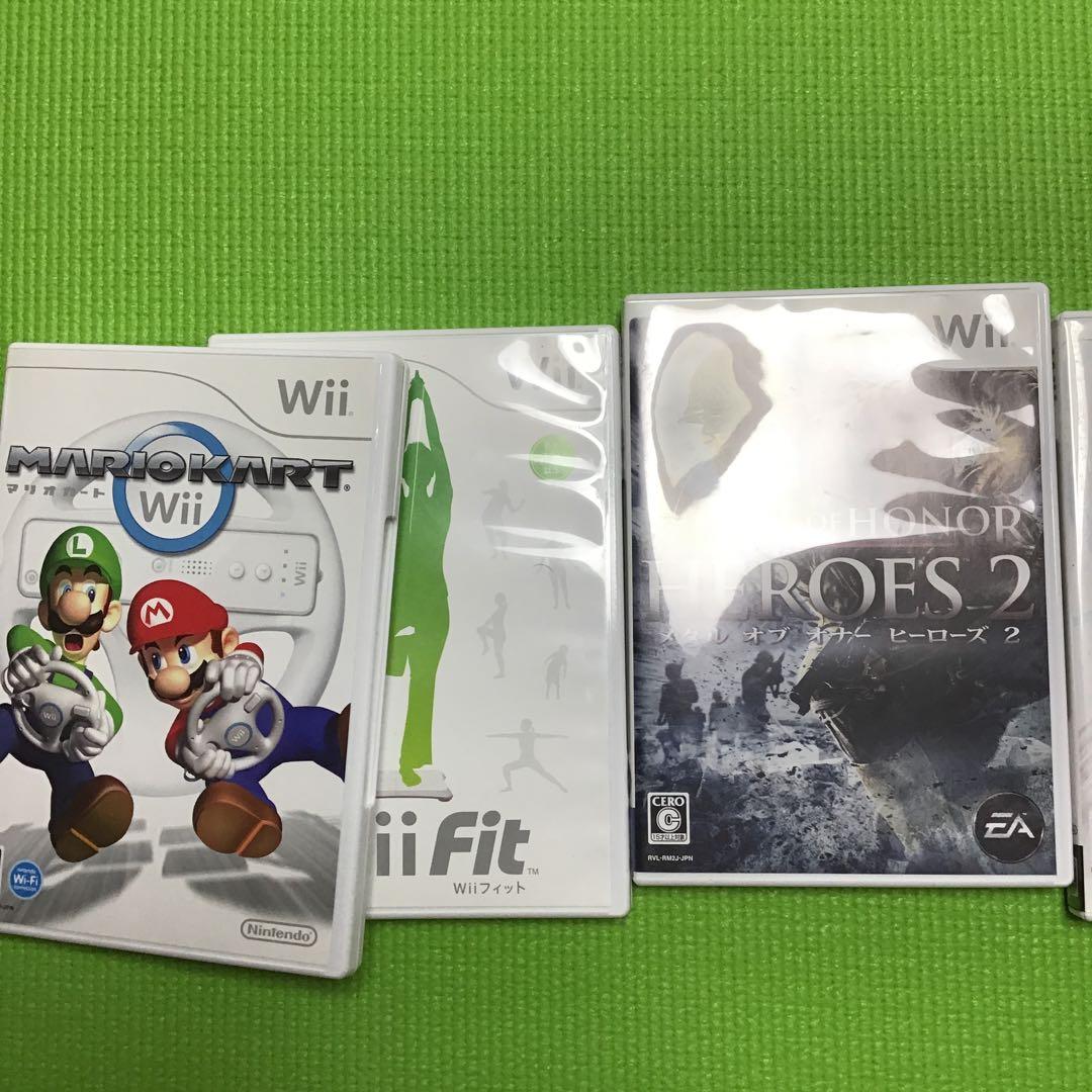 ニンテンドーWII 本体　ゲームソフト5本　その他追加コントローラー