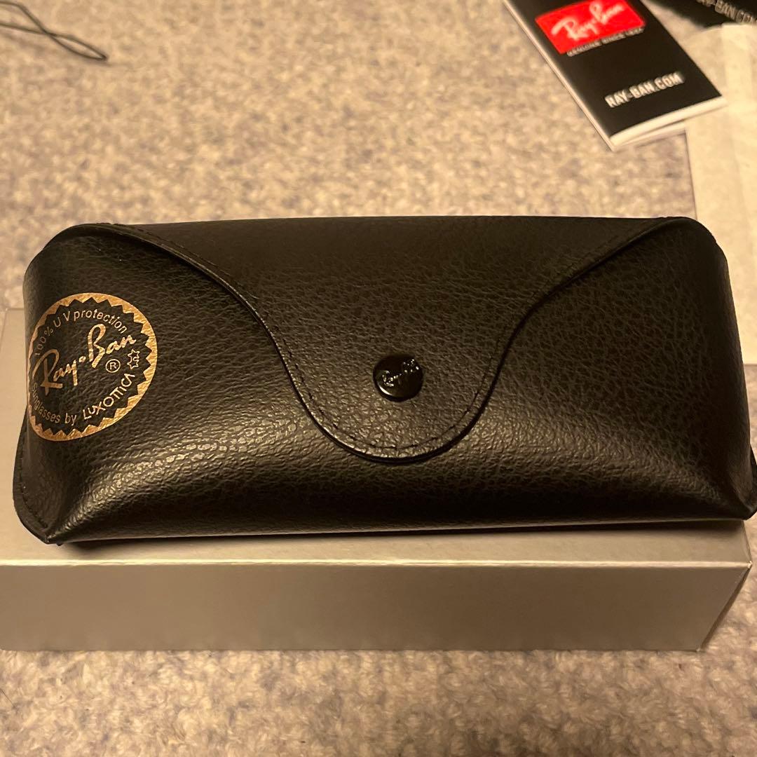 Ray BanサングラスRB4258F