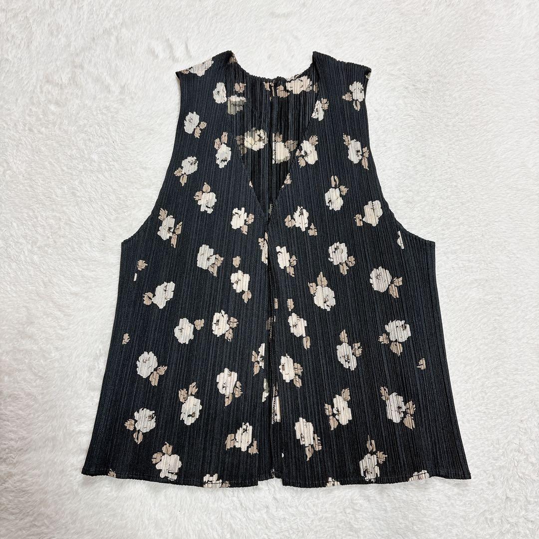 PLEATS PLEASE プリーツプリーズ アンサンブル トップス 花柄 黒