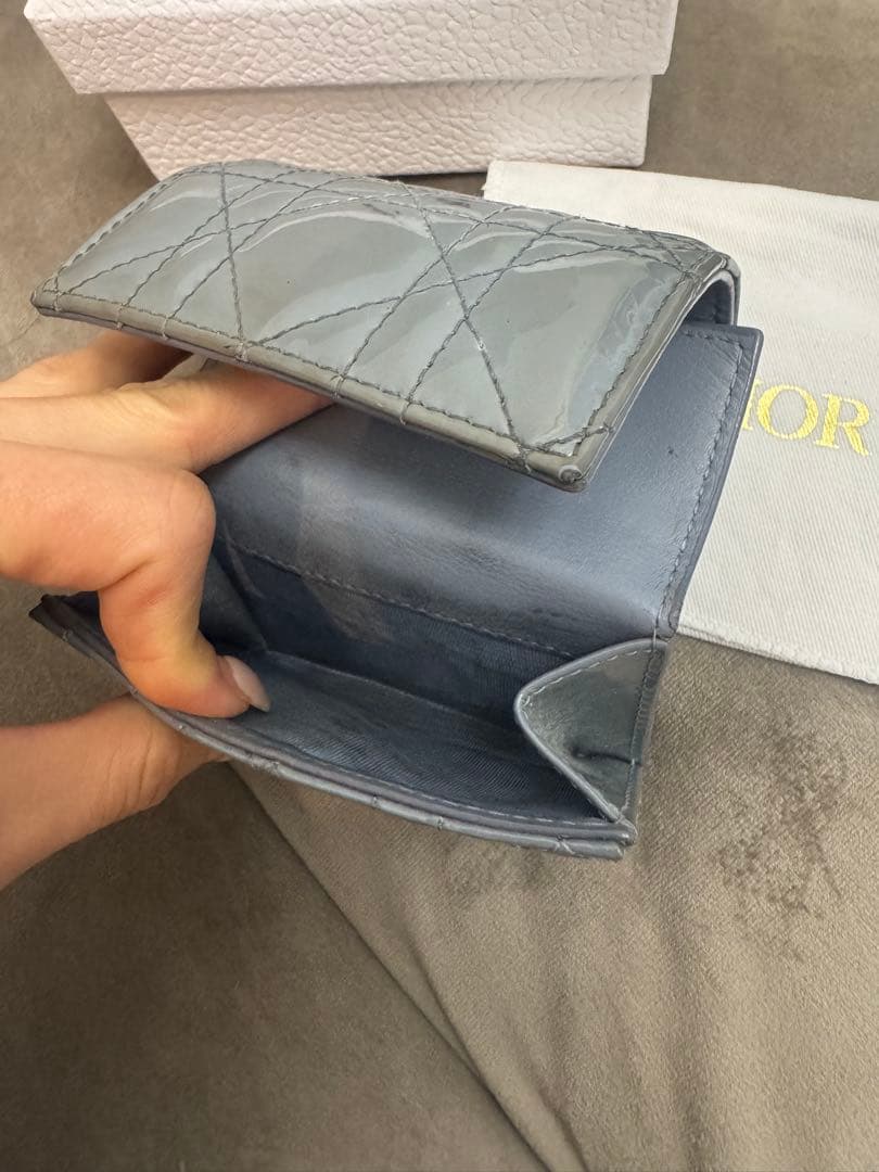 Dior キルティング 三つ折り財布