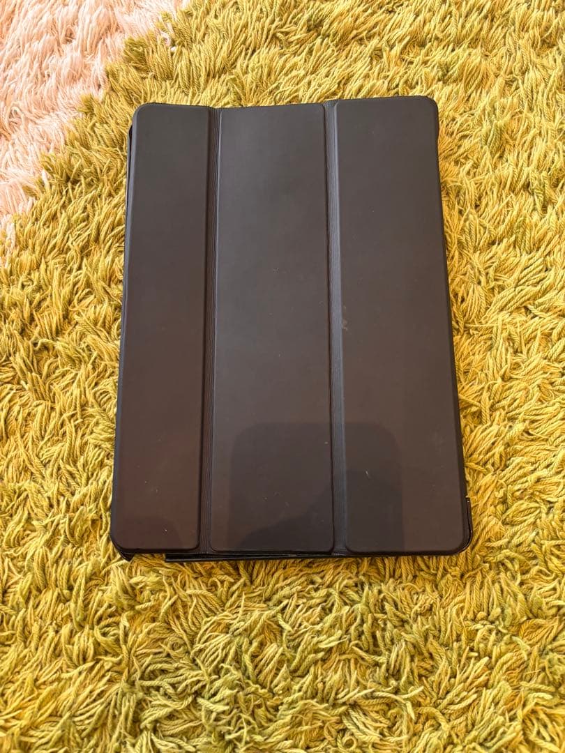 【美品】iPad 第9世代 Wi-Fiモデル 64GB スペースグレイ　ケース付