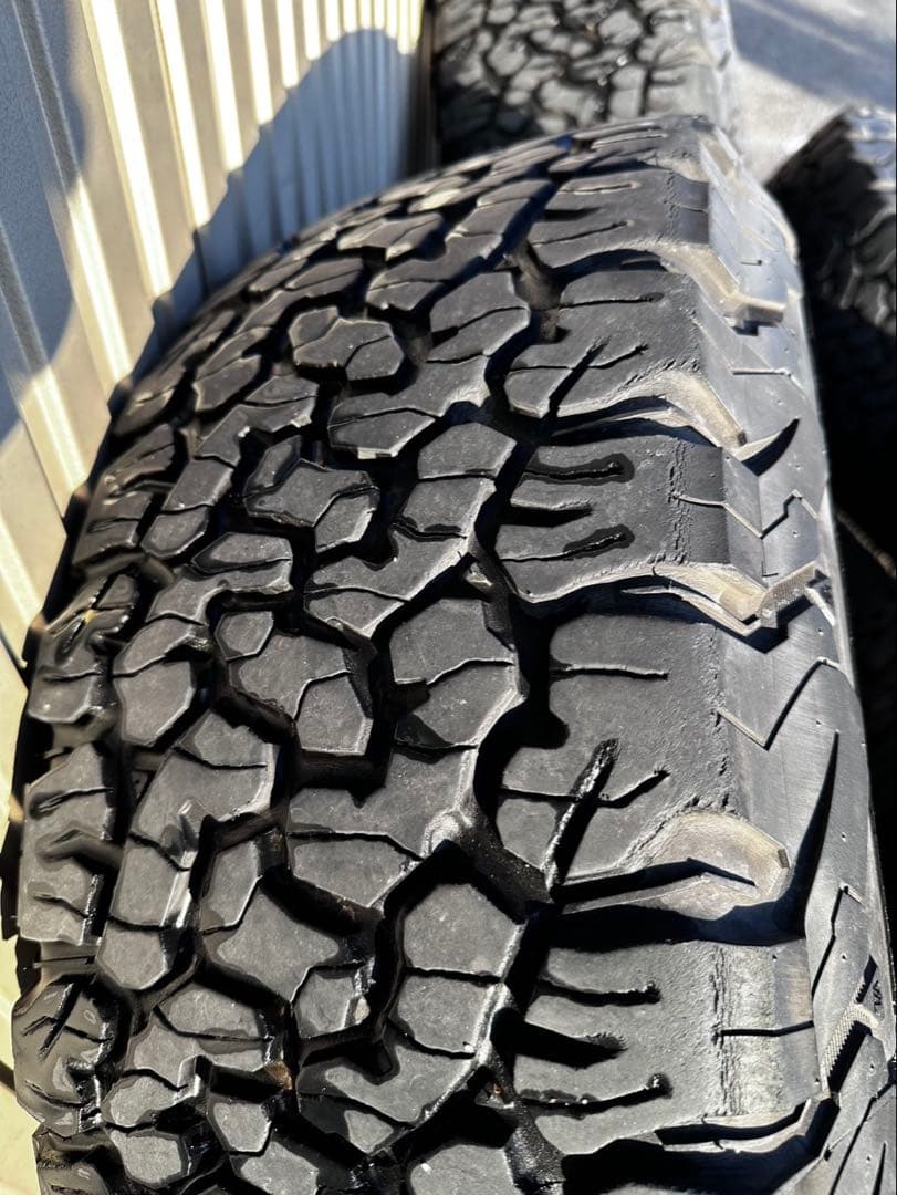 ランドクルーザープラド　ホイール　METHOD RACE WHEELS