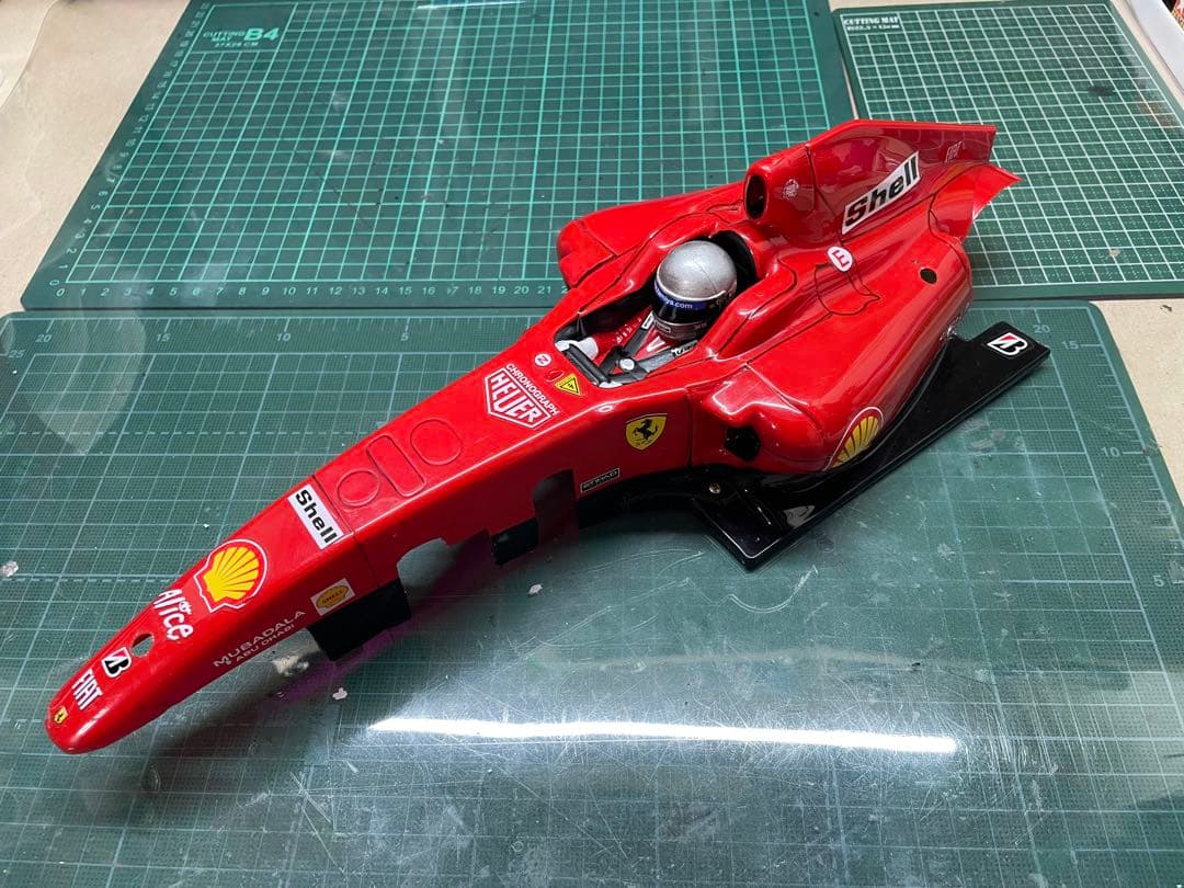 ホビーラジコン　ボディー　タミヤF104