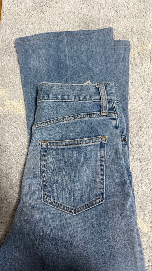moussy フレアデニム　25