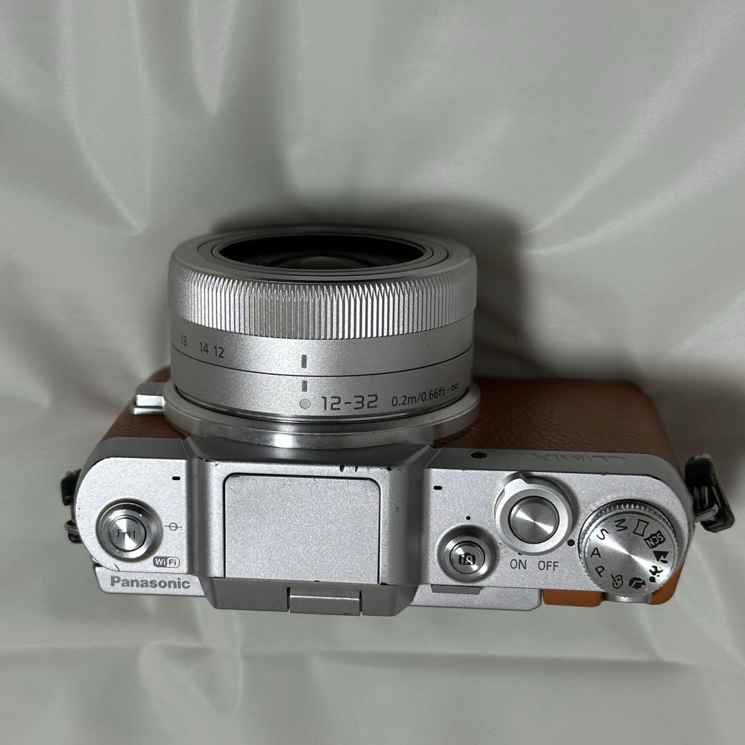 Panasonic LUMIX DMC GF7ミラーレスカメラ