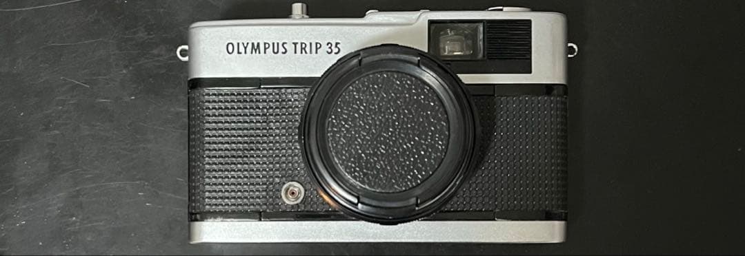[オリンパス] Olympus trip35 フィルムカメラ　赤ベロ○