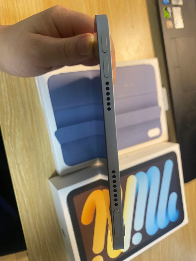 Ipad mini 7 (A17 pro) ほぼ未使用