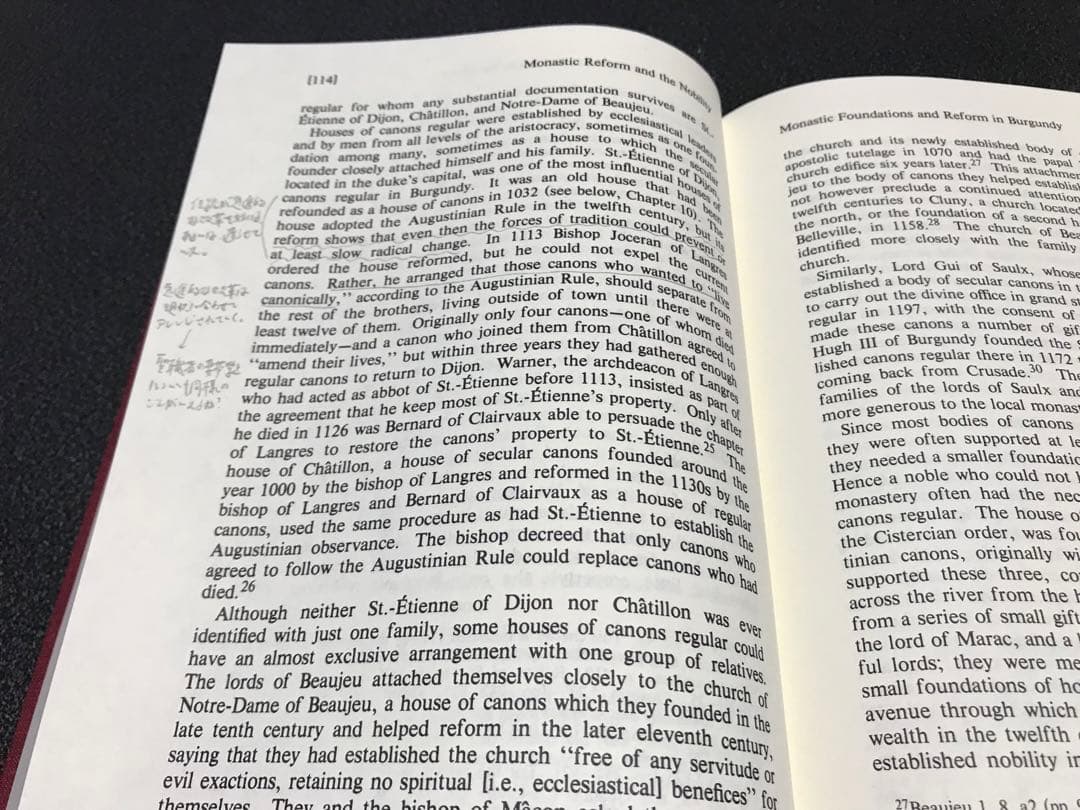 洋書 Sword, Miter, and Cloister Nobility and