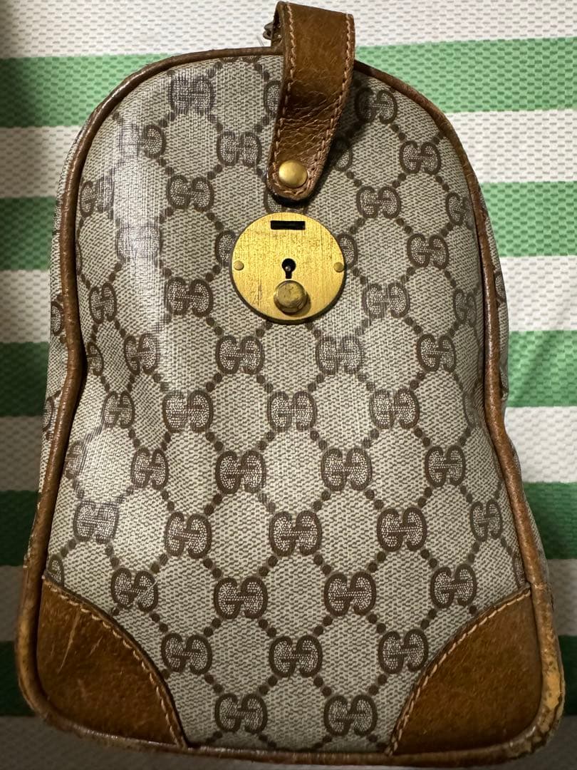 GUCCI グッチ鍵付きボストンバッグ