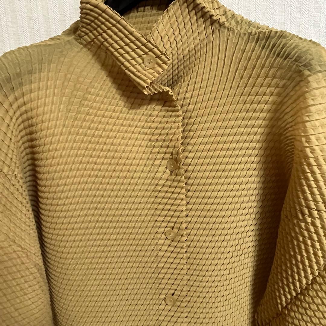 ISSEY MIYAKE イッセイミヤケ　カーディガン　長袖　イエロー系　2