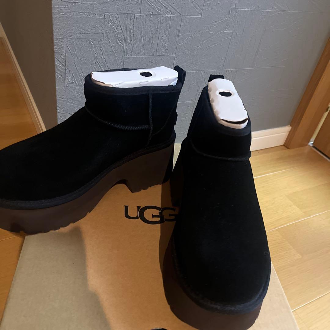 UGG アグ 新品 正規 ムートンブーツ