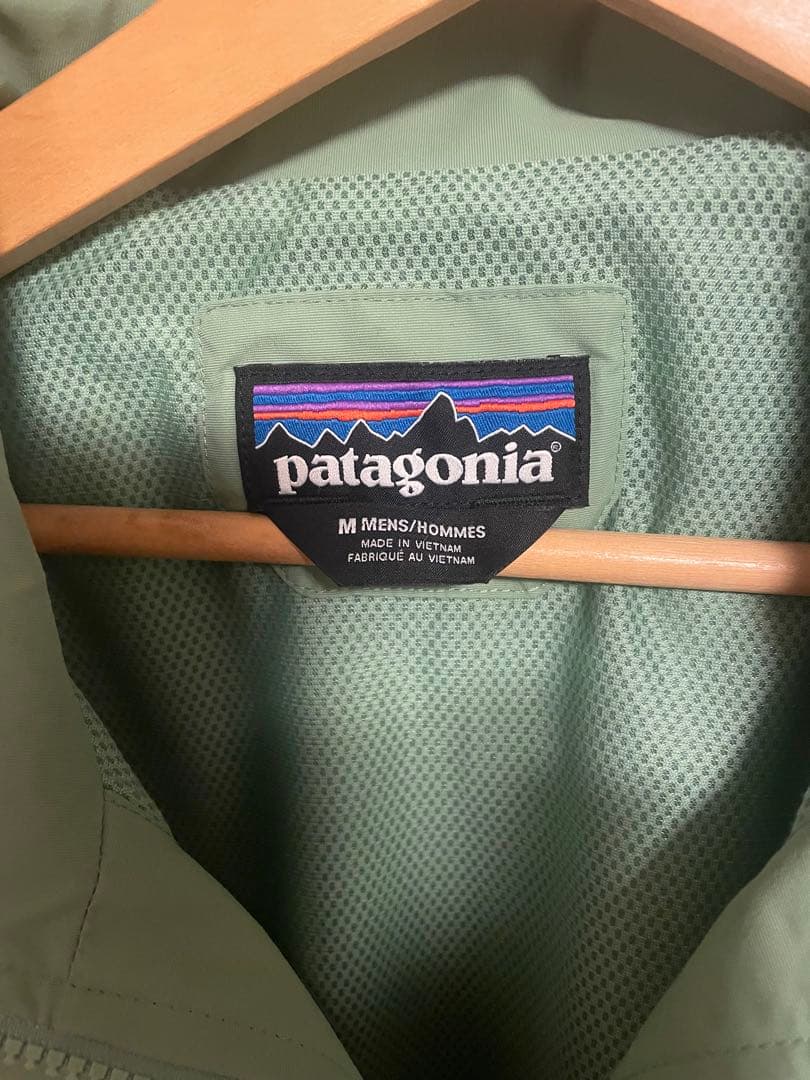 Patagonia ミントグリーン ジップアップジャケット