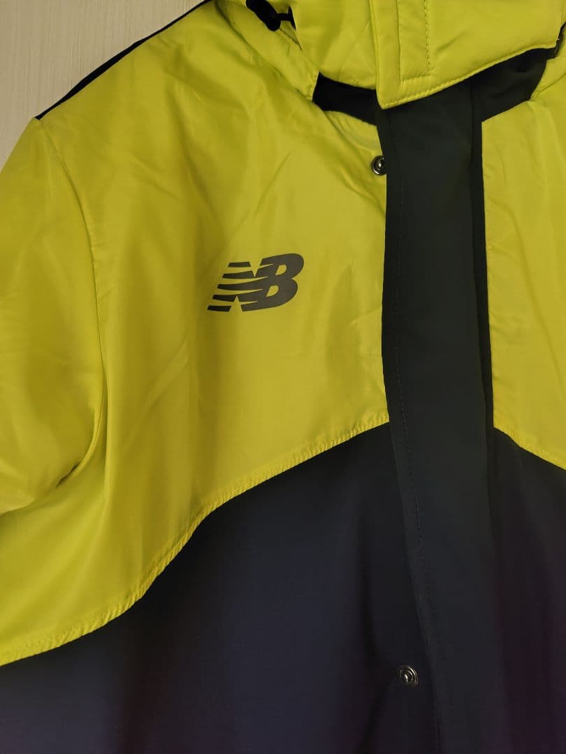 限定価格！New Balance ベンチコートイエロー/ネイビー150cm