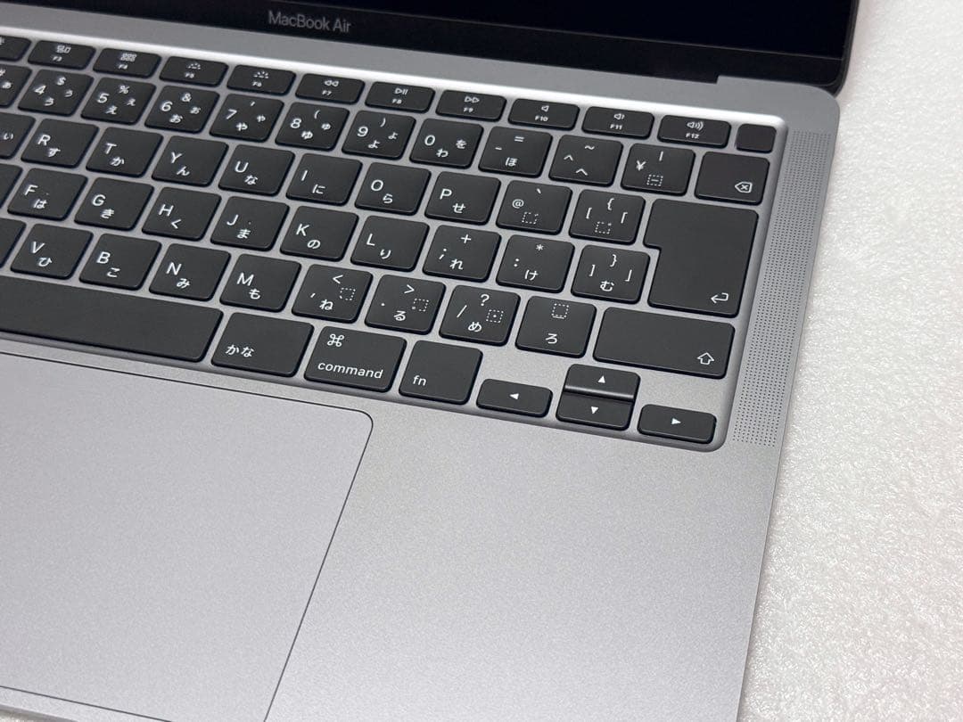 極美品　MacBook Air 13インチ 2020 8GB 256GB