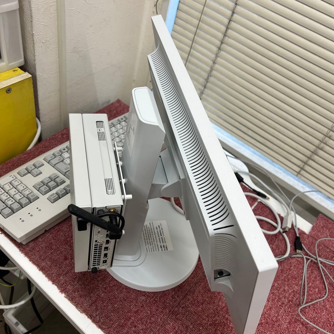 おすすめ！超コンパクトデスクトップ12世代i 5 CPU