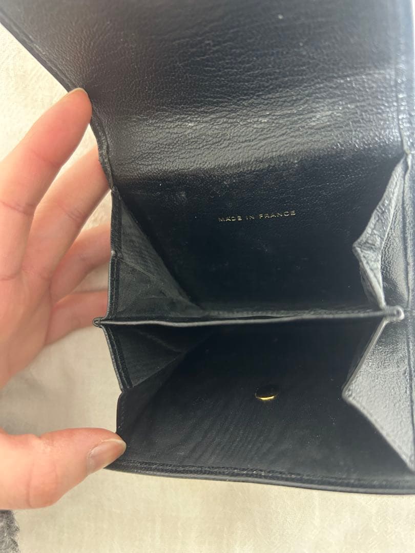 CHANEL ブラック 三つ折り財布　　ひ商品